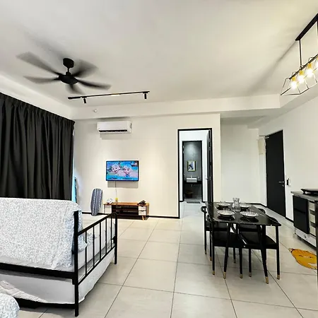 View Of Whole Georgetown Sea&City View 3Br-12Pax